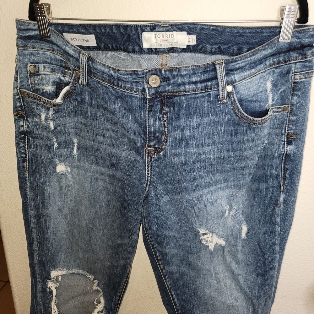 Torrid Boyfriend Jean - Vintage Stretch Medium Wash size 16 - Picture 5 of 11